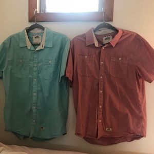2 Vans T-Shirts